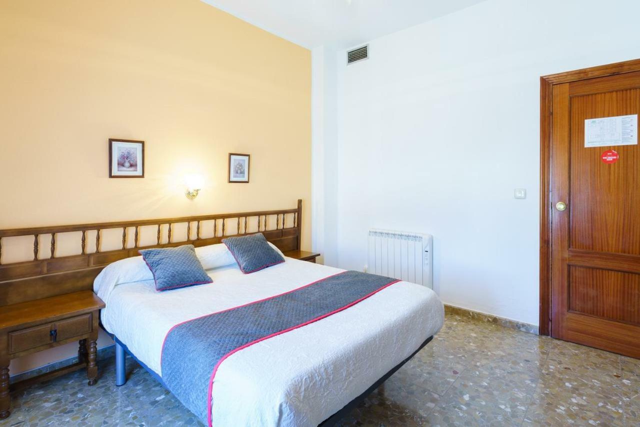 Hotel Restaurante Moya Monesterio Εξωτερικό φωτογραφία