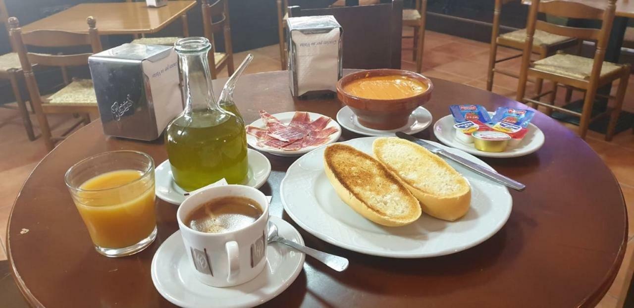 Hotel Restaurante Moya Monesterio Εξωτερικό φωτογραφία