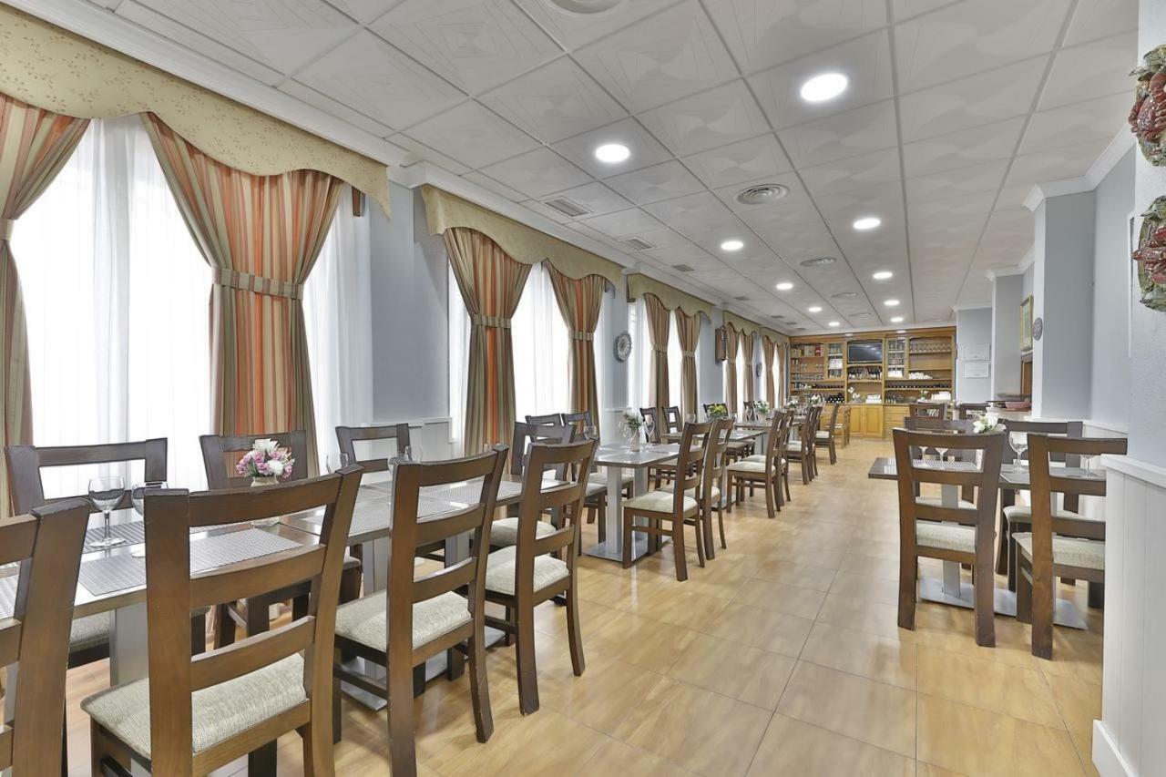 Hotel Restaurante Moya Monesterio Εξωτερικό φωτογραφία
